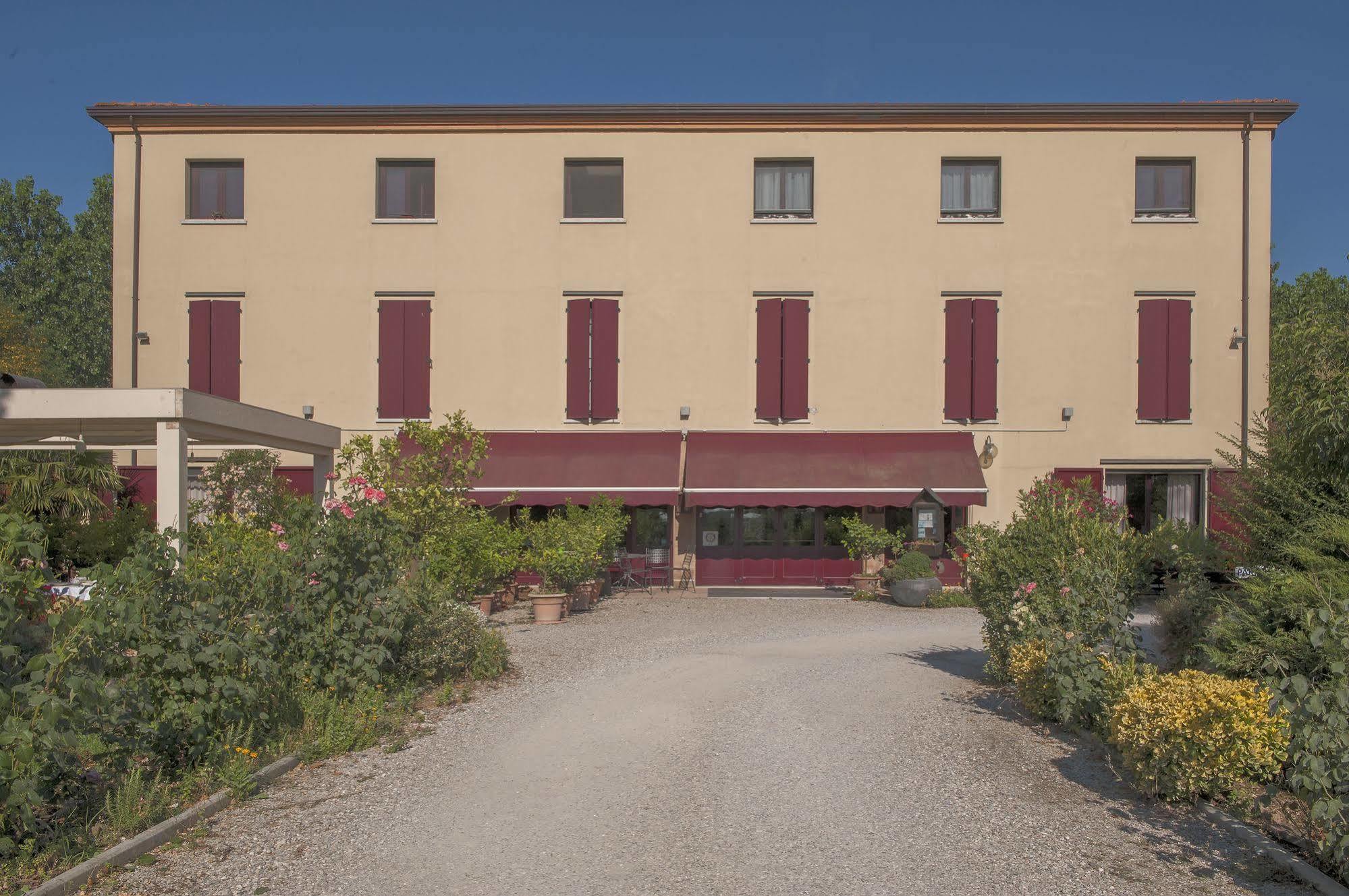 Villa Belfiore Ostellato Luaran gambar